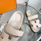 Chypre Sandal Beige Mastic Calfskin Leather