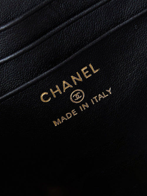 24a vanity 17cm black lambskin gold hardware