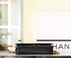 24b woc 19cm black lambskin gold hardware