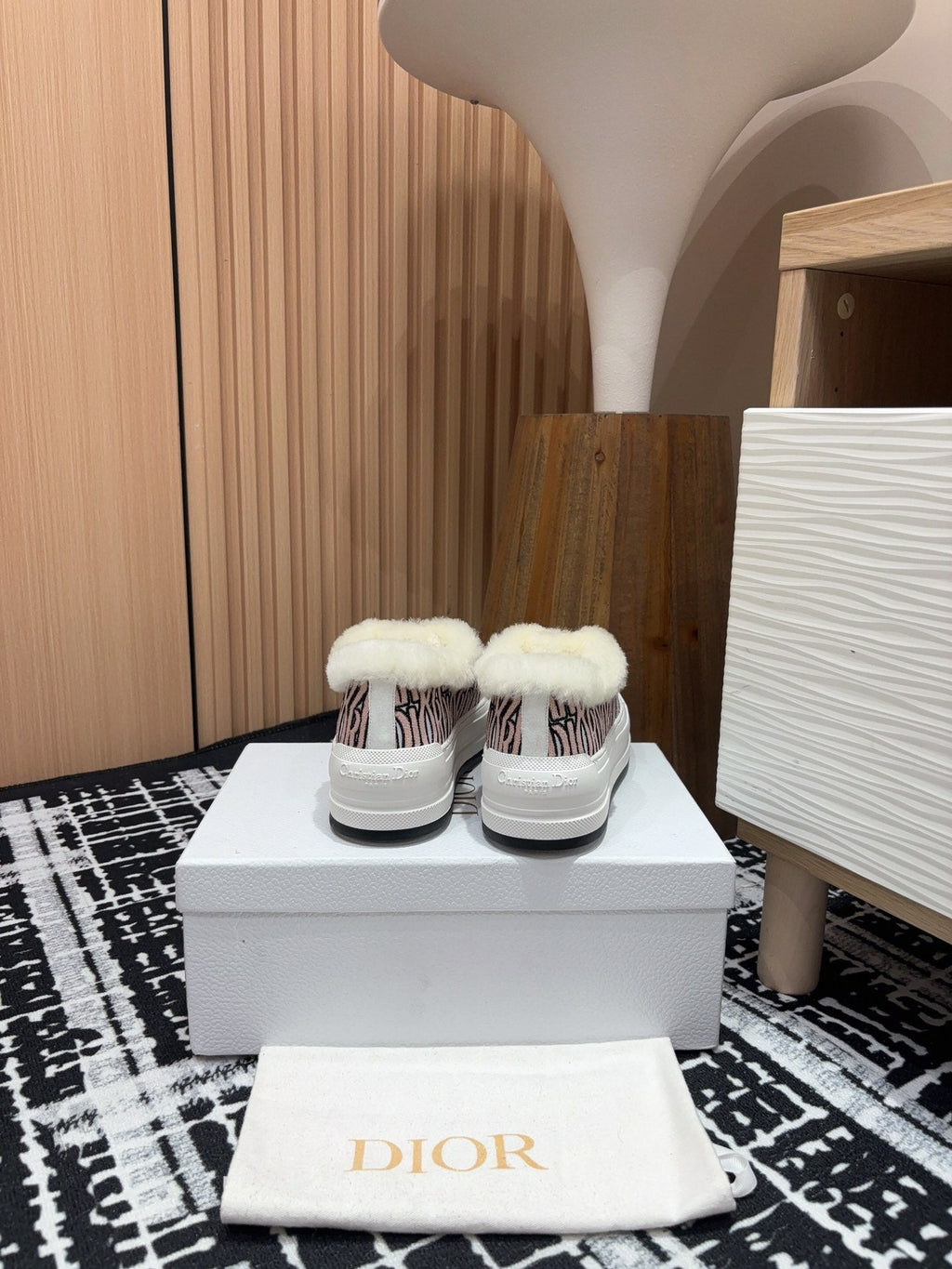 CD Walk'n'Dior Platform Sneaker Pale Pink Canvas And Fleece Lining