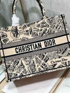 CD Paris Apricot Book Tote 36cm Bag Black beige Canvas 336525