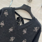 Fendi Beaded Flower V-neck Knitted Small Top Black Gray Wool