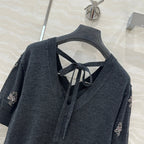 Fendi Beaded Flower V-neck Knitted Small Top Black Gray Wool