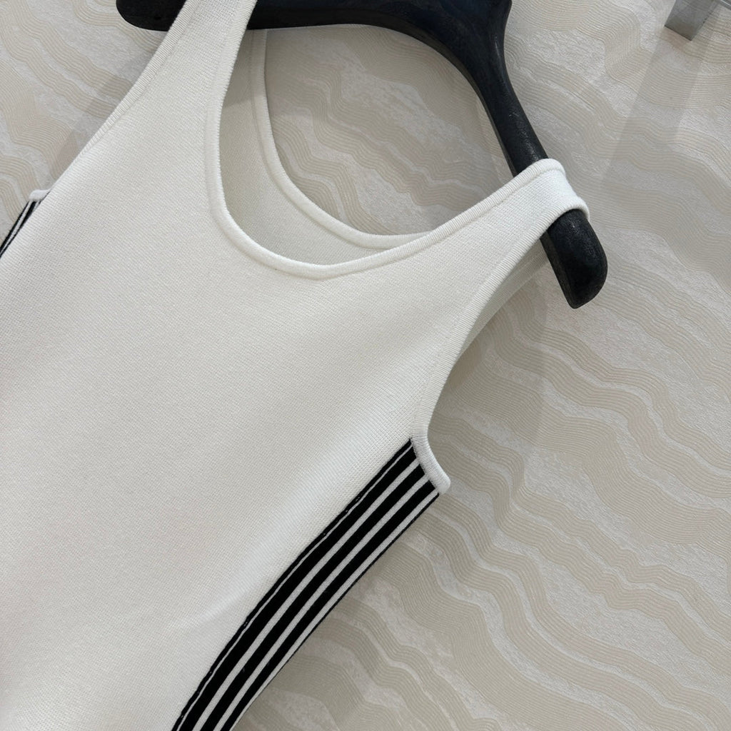 CD U-neck Large A-line Skirt White Viscose Polyamide