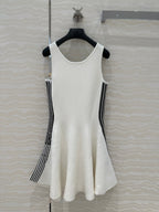 CD U-neck Large A-line Skirt White Viscose Polyamide