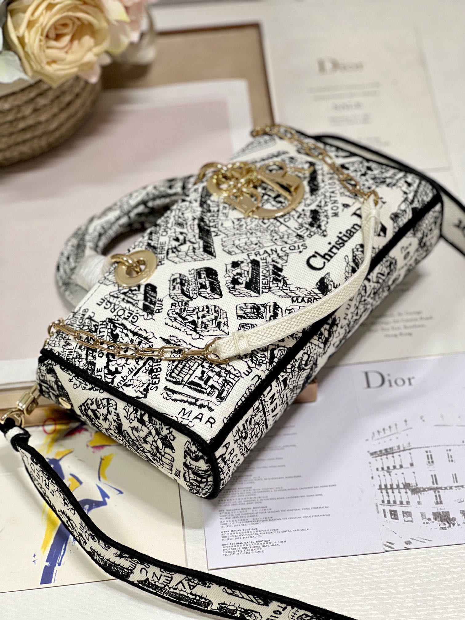 CD Paris White 26 Lady D-Joy Bag Canvas 336639