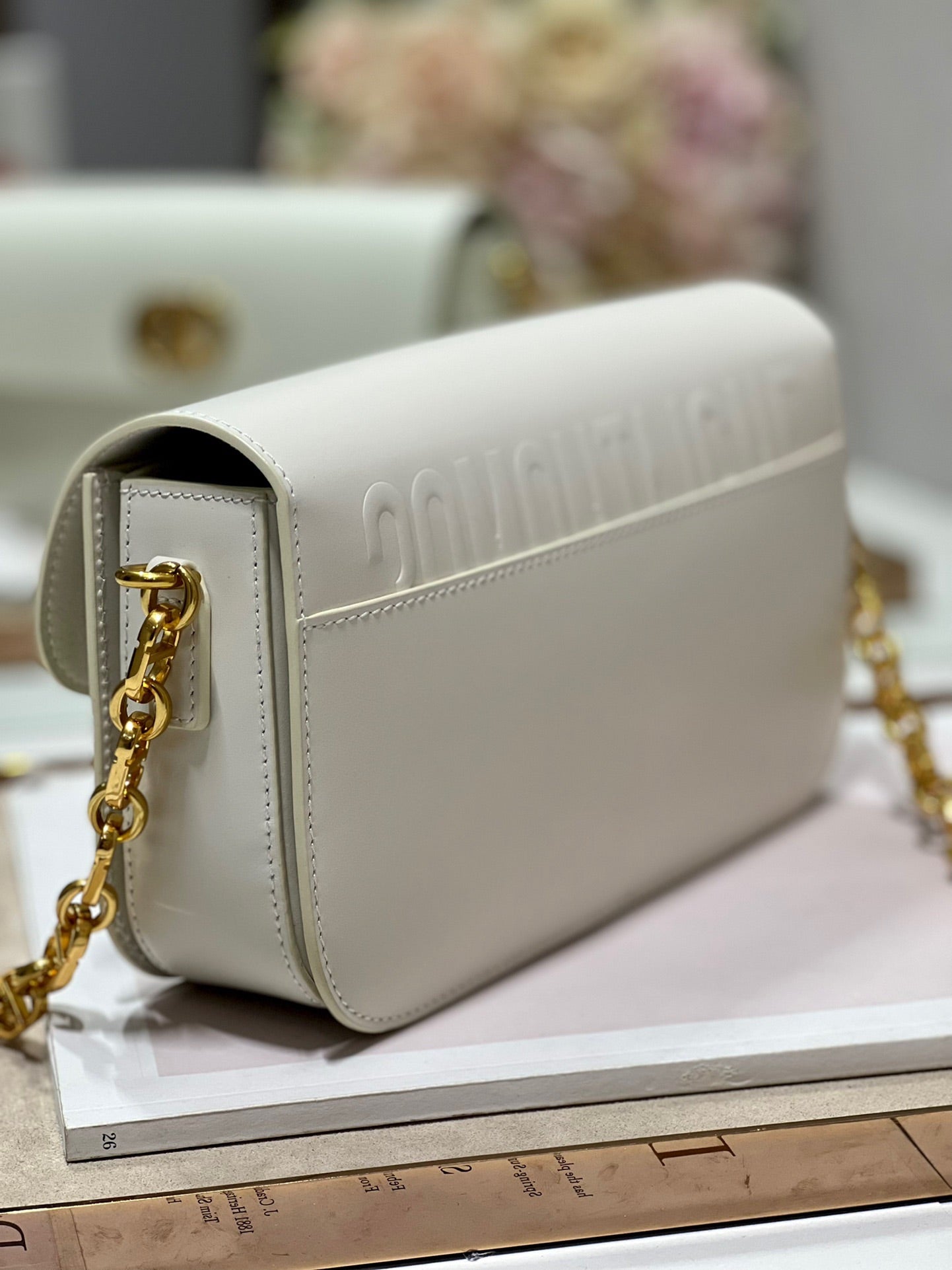 CD Montaigne Avenue Bag White Calfskin 336842