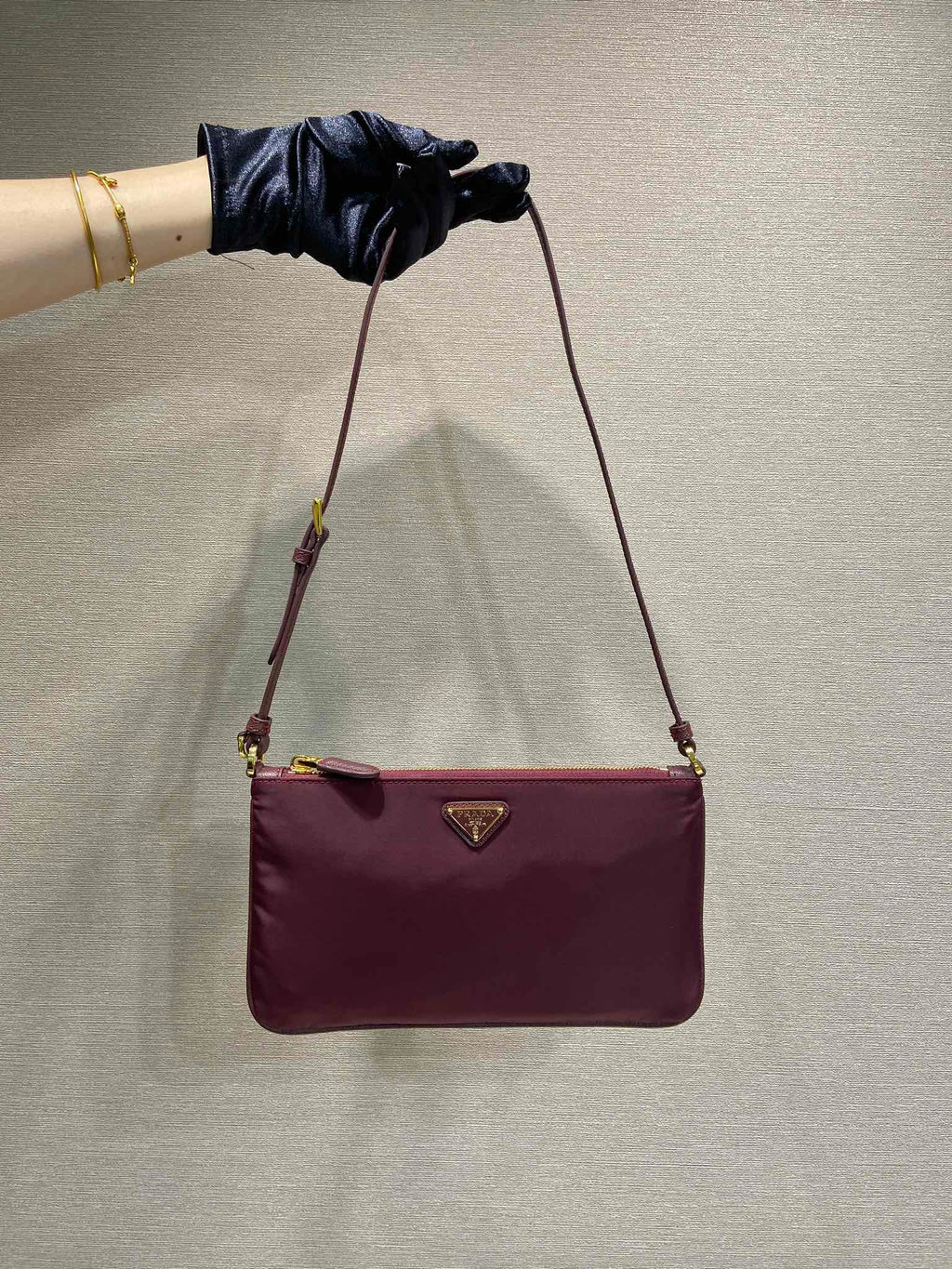 PRA vintage long shoulder bag burgundy nylon fabric