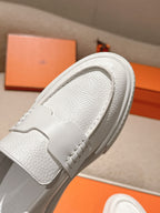 HM 25ss Platform Loafers White Sheepskin 577174