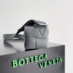 BV SMALL BRICK 24CM GREY LAMBSKIN