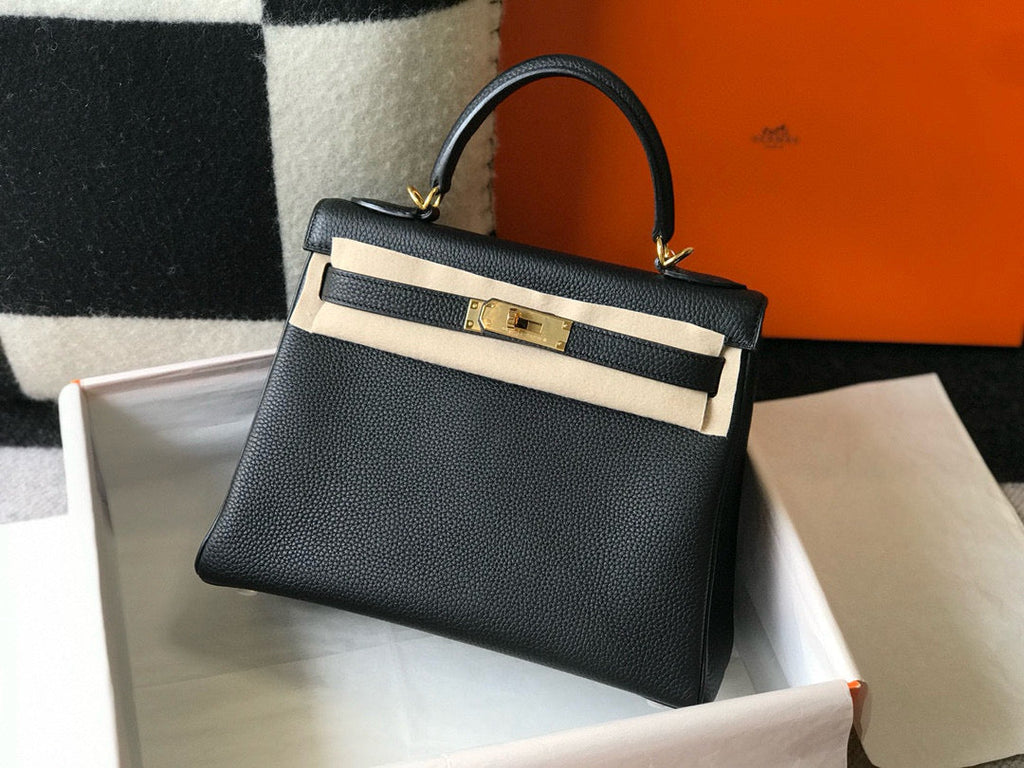HM KELLY 28CM BLACK TOGO GOLD HARDWARE
