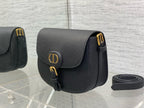 CD 25 MEDIUM BOBBY 22CM BLACK GRAINED CALFSKIN GOLD HARDWARE