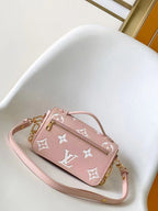 Pochette Metis East West 21.5 Pink White Monogram Empreinte Calfskin