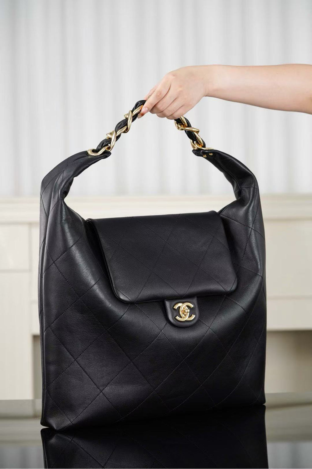 CC 2025 Bag 53cm Black Gold Calfskin 300852 Best Version