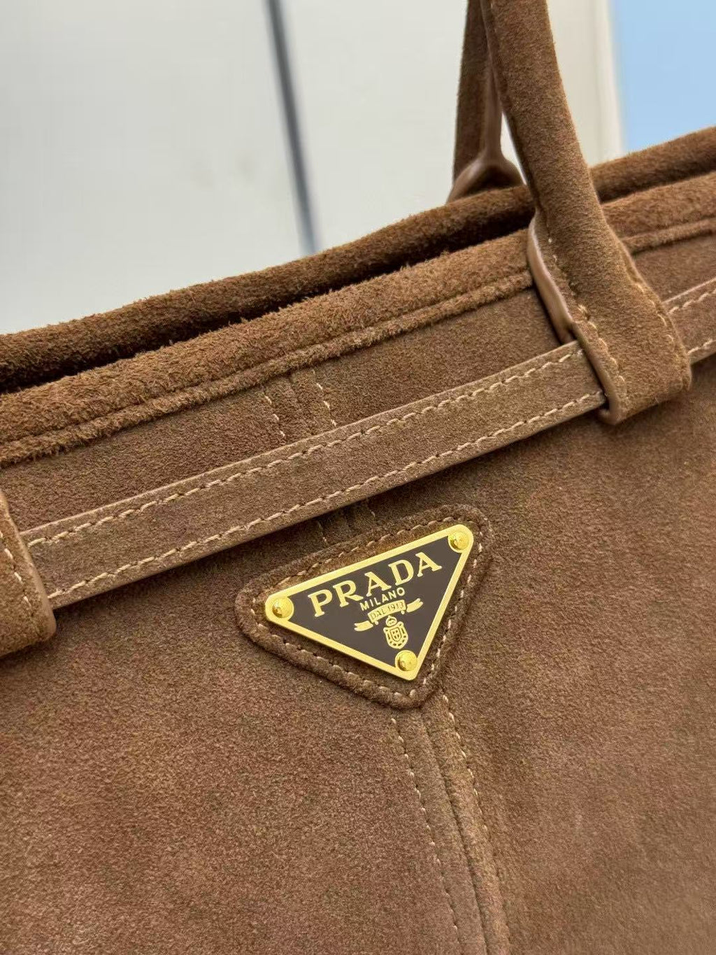 TOTE BAG WITH BELT 32 IN RUSSET BROWN SUEDE GOLD HARDWARE