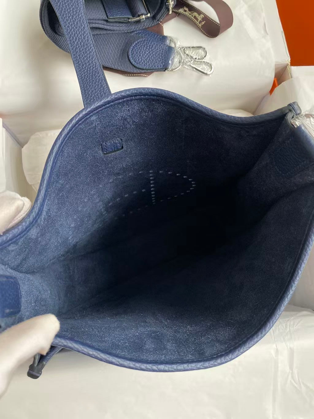 Evelyne 29cm Sapphire Blue Togo Shw