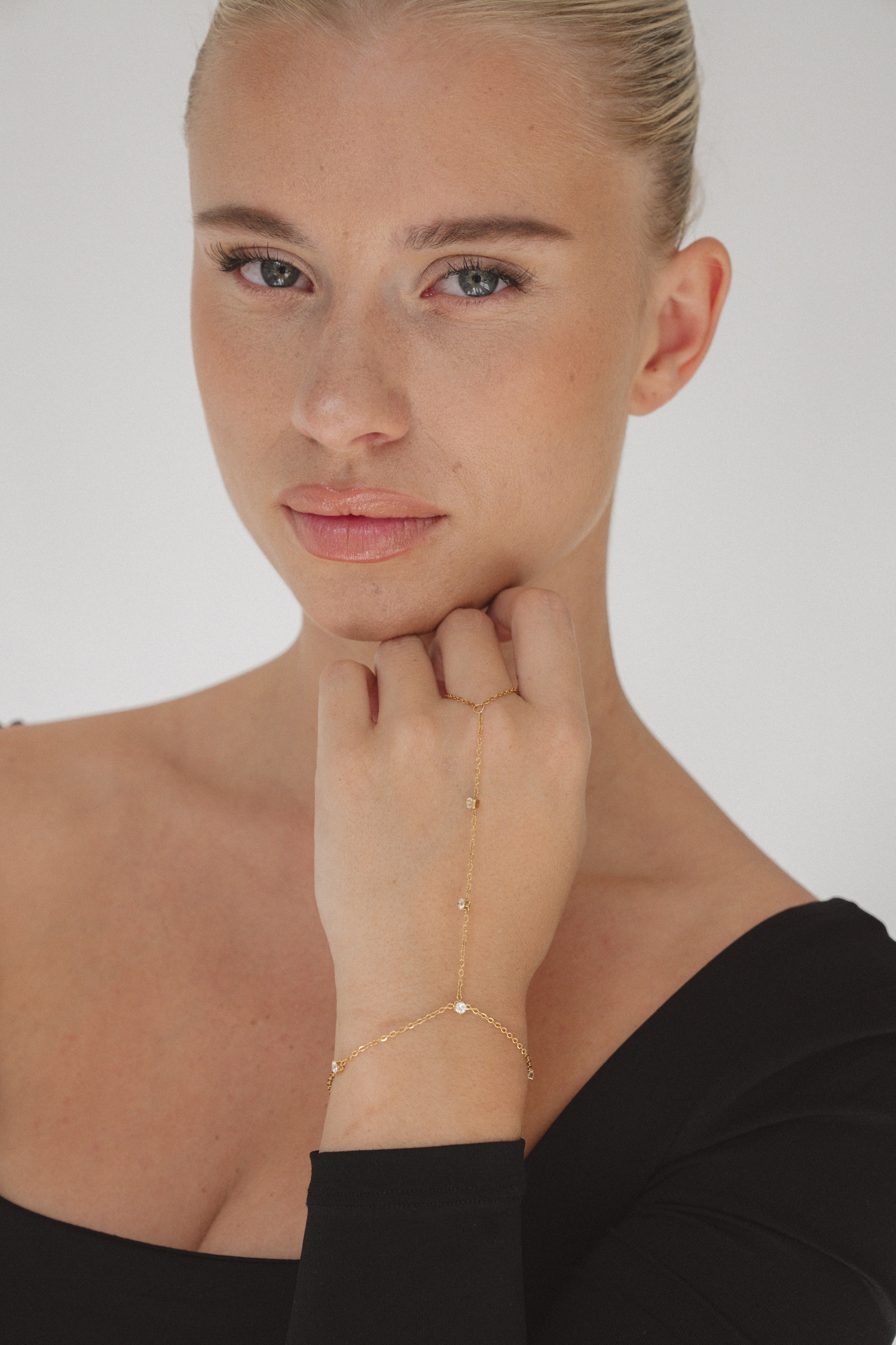 GALAXY. Hand chain