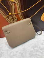 HM Kelly Depeches 25 cm Beige Calfskin