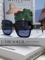 Louis Vuitton Sunglasses 559606