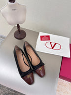 VT 25 Valet Du Roi Ballet Flat Calfskin 343066