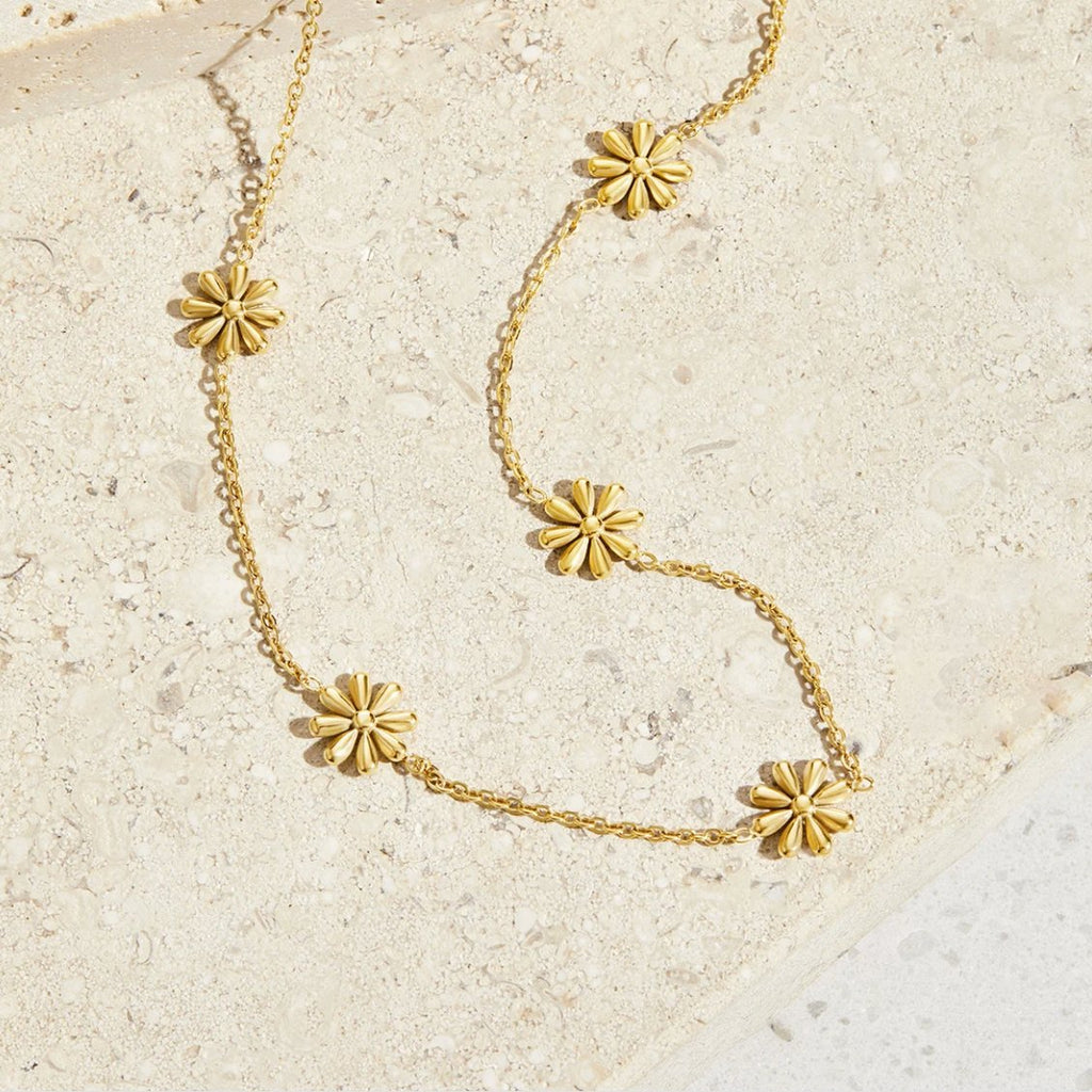 Flower Power 18K Gold Necklace - Beautiful Earth Boutique