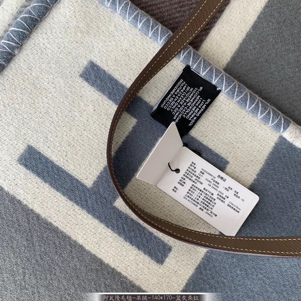 HM Avalon Throw Blanket Ecru Gris Wool Cashmere