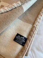HM Drapeau Blanket Naturel and Grege Wool Cashmere