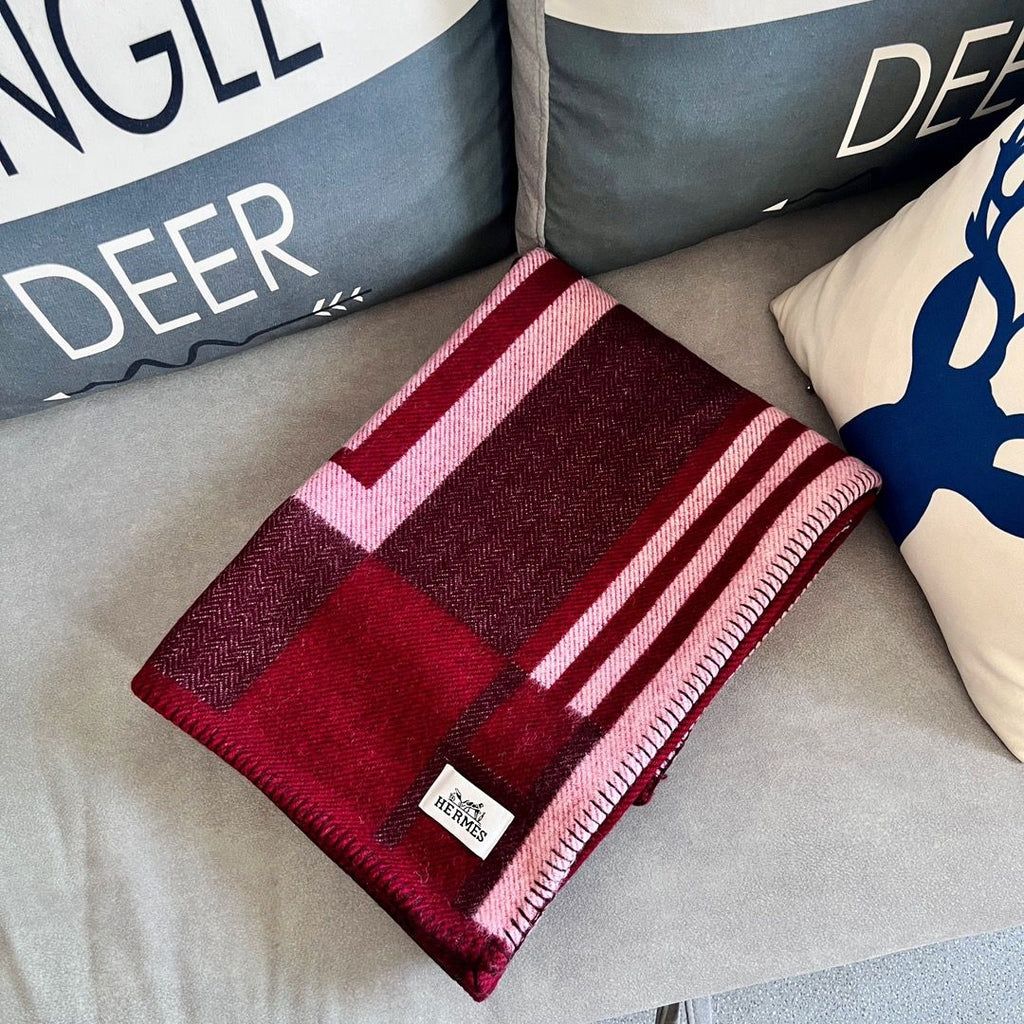 HM Ithaque Blanket Bordeaux Wool Cashmere