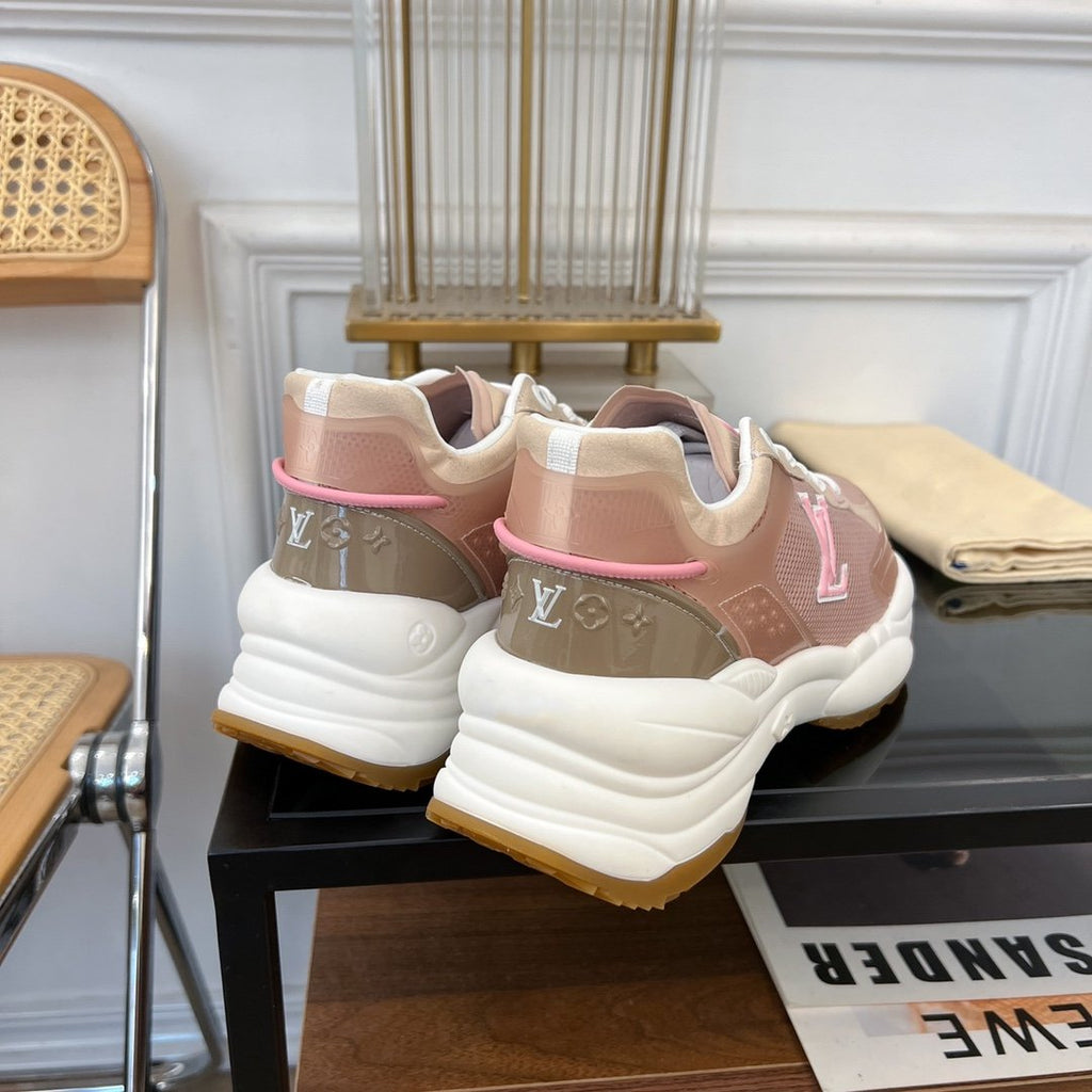 LV RUN 55 SNEAKER PINK BROWN