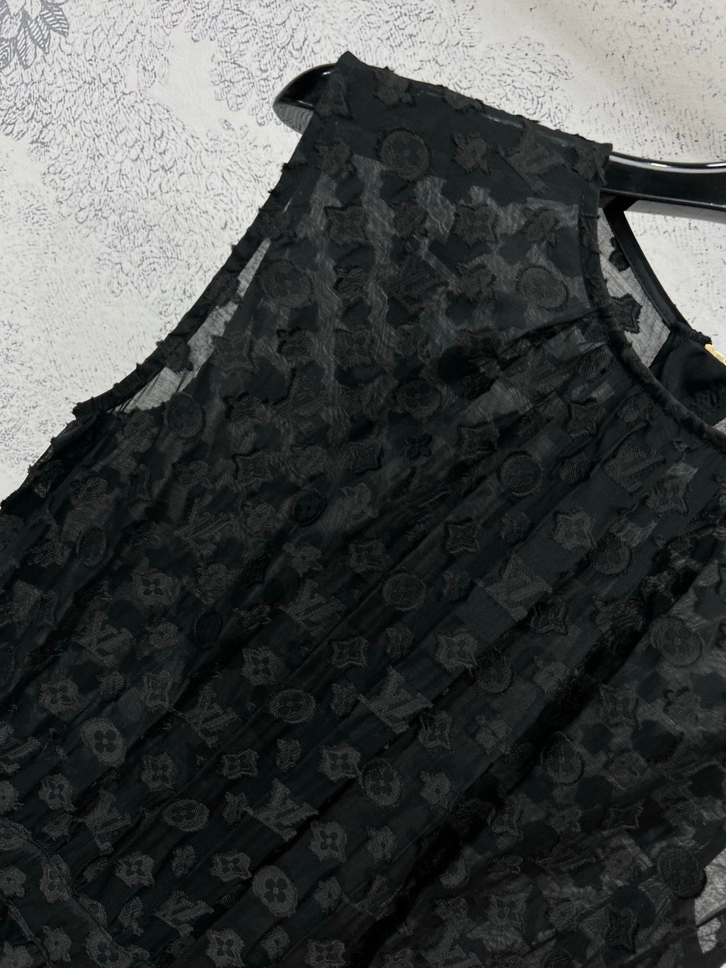 LV 25 Coin Letter Jacquard Pattern Decoration Dress Black Pink Poliester