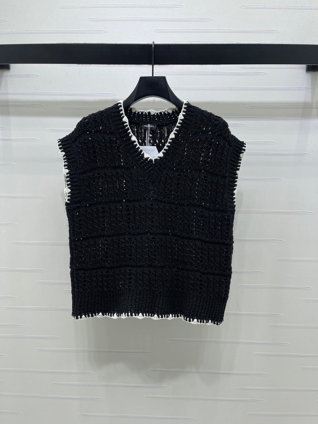 Chanel 2026 V-Neck Knit Vest Black and White Cotton Polyamide