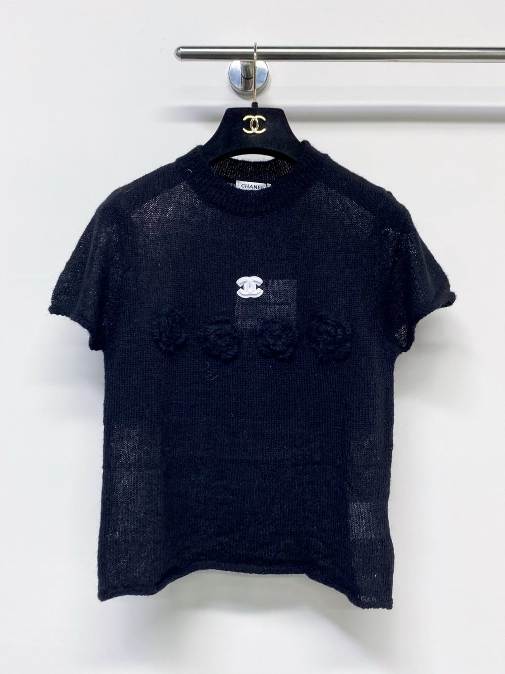 Chanel 2026 Floral Short Sleeve T-shirt Black and Beige Wool