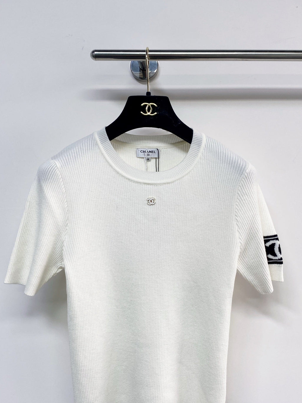 Chanel 2026 Short-Sleeve Shirt Black and White Wool 99210