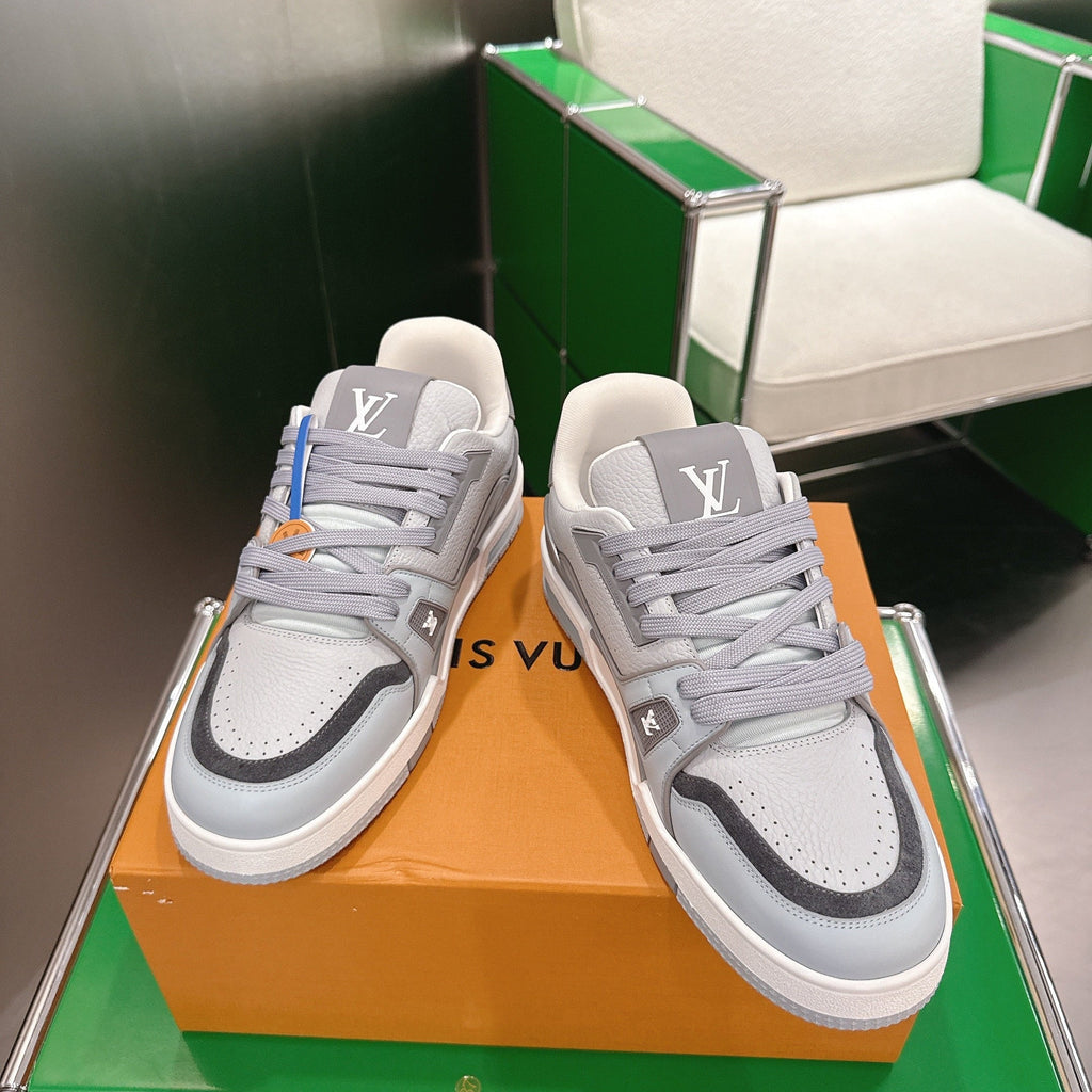 LV 26ss Trainer Sneakers Light Gray Cowhide 632148