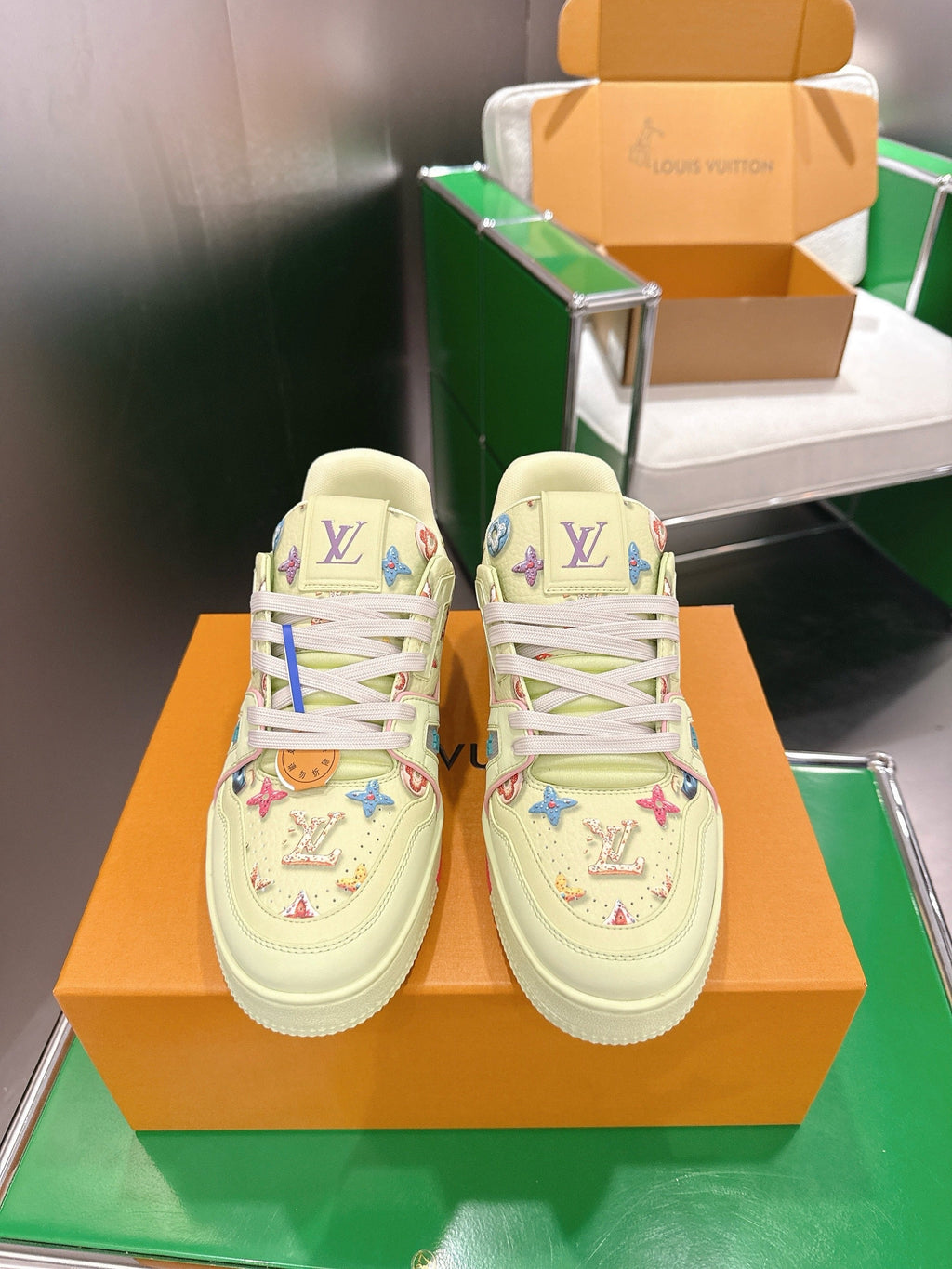 LV 26ss Trainer Sneakers Lime Pastel Colorful Cowhide 632144