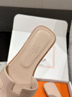 HM 25 Oran Sandal Nude Calfskin