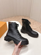 LV 2026 Laureate Platform Desert Boot Black Calfskin 595451