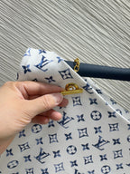 LV 25 Simple Dress White Blue Cotton