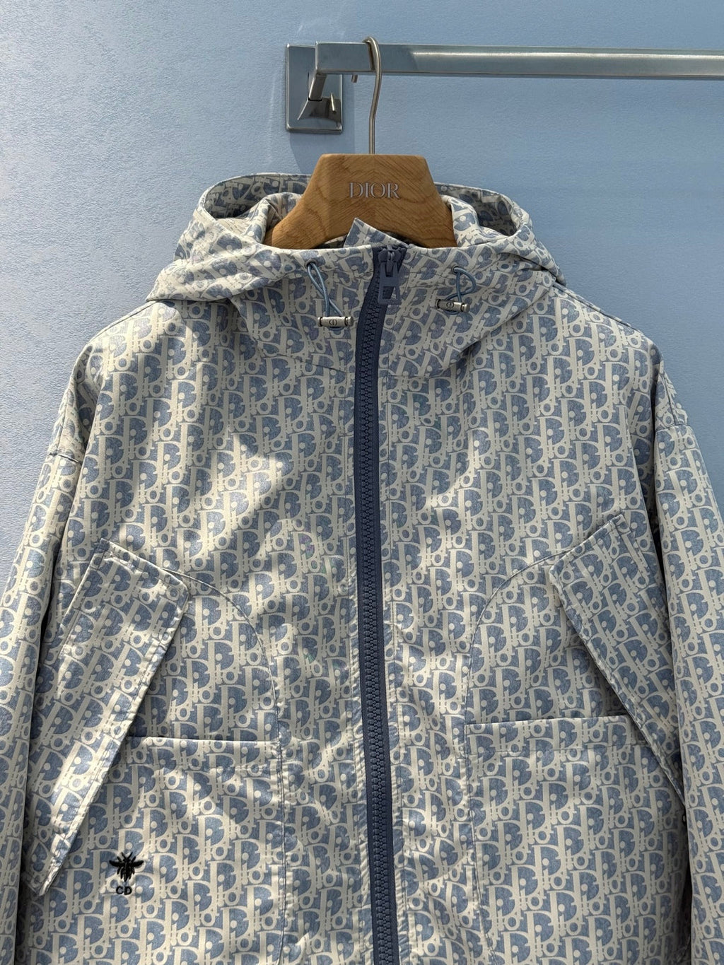 CD 25 hooded jacket baby blue polyester