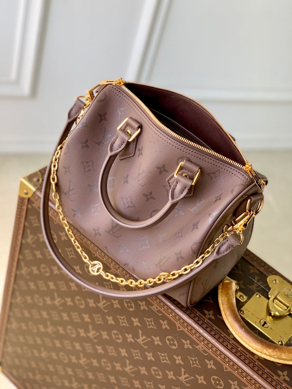 LV 2025 Speedy Bandoulière 25 Wine Red Calfskin 347094