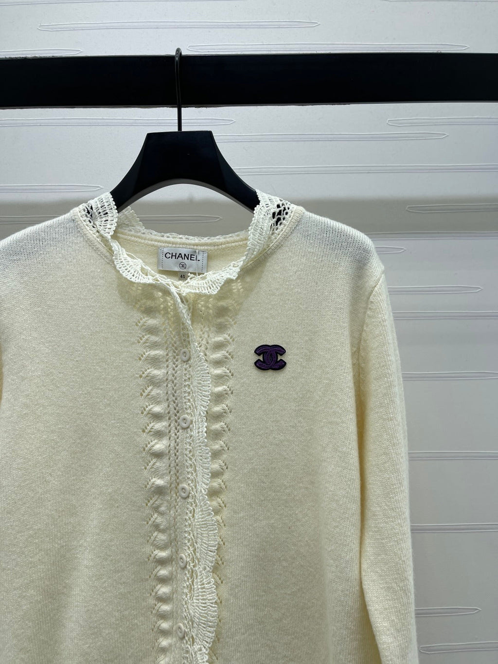 CC 26  Lace-Trimmed Knit Cardigan Cream Wool 340798