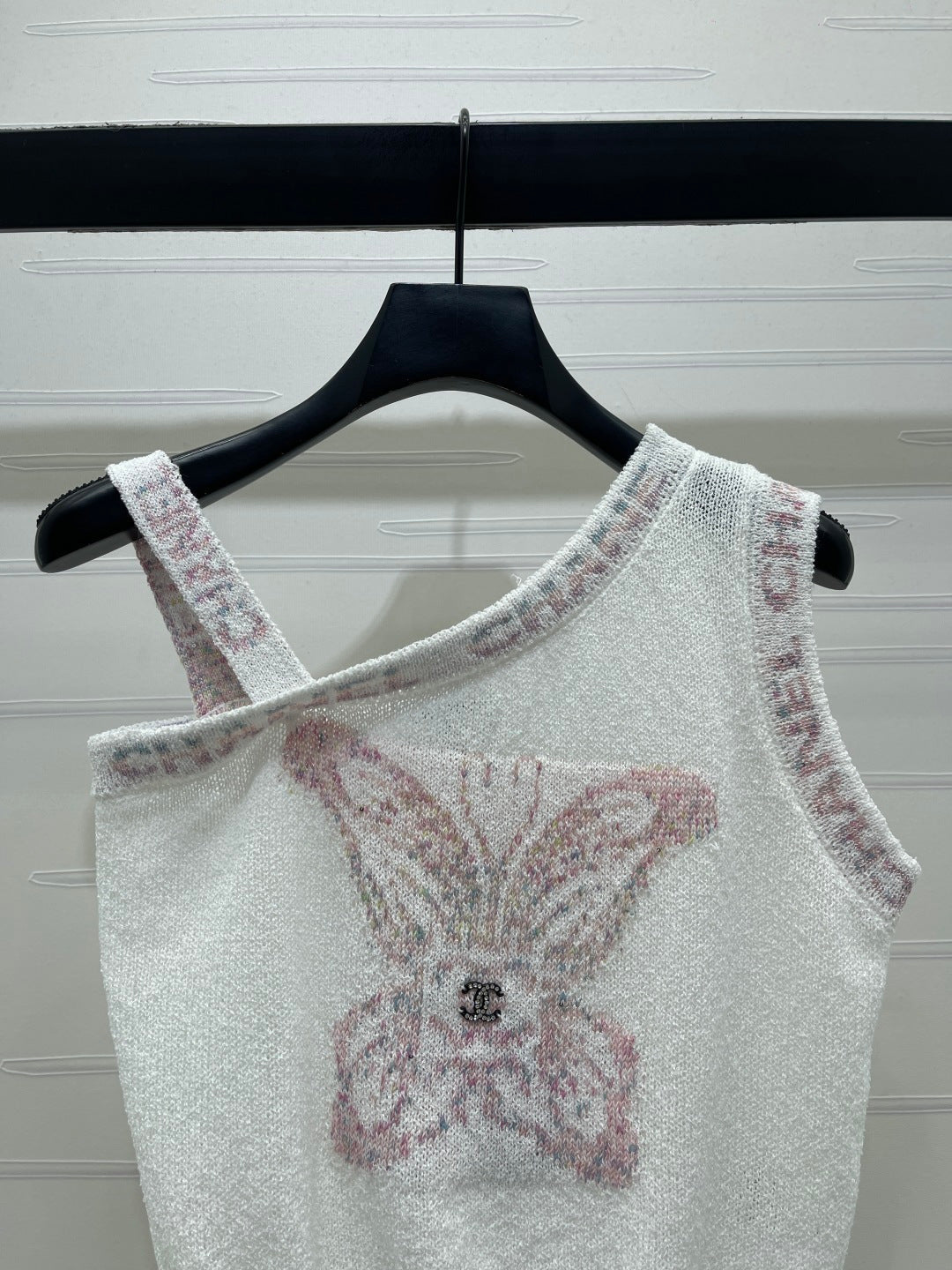 Chanel 2026 Butterfly Off-Shoulder Knitted Vest Wool Cashmere