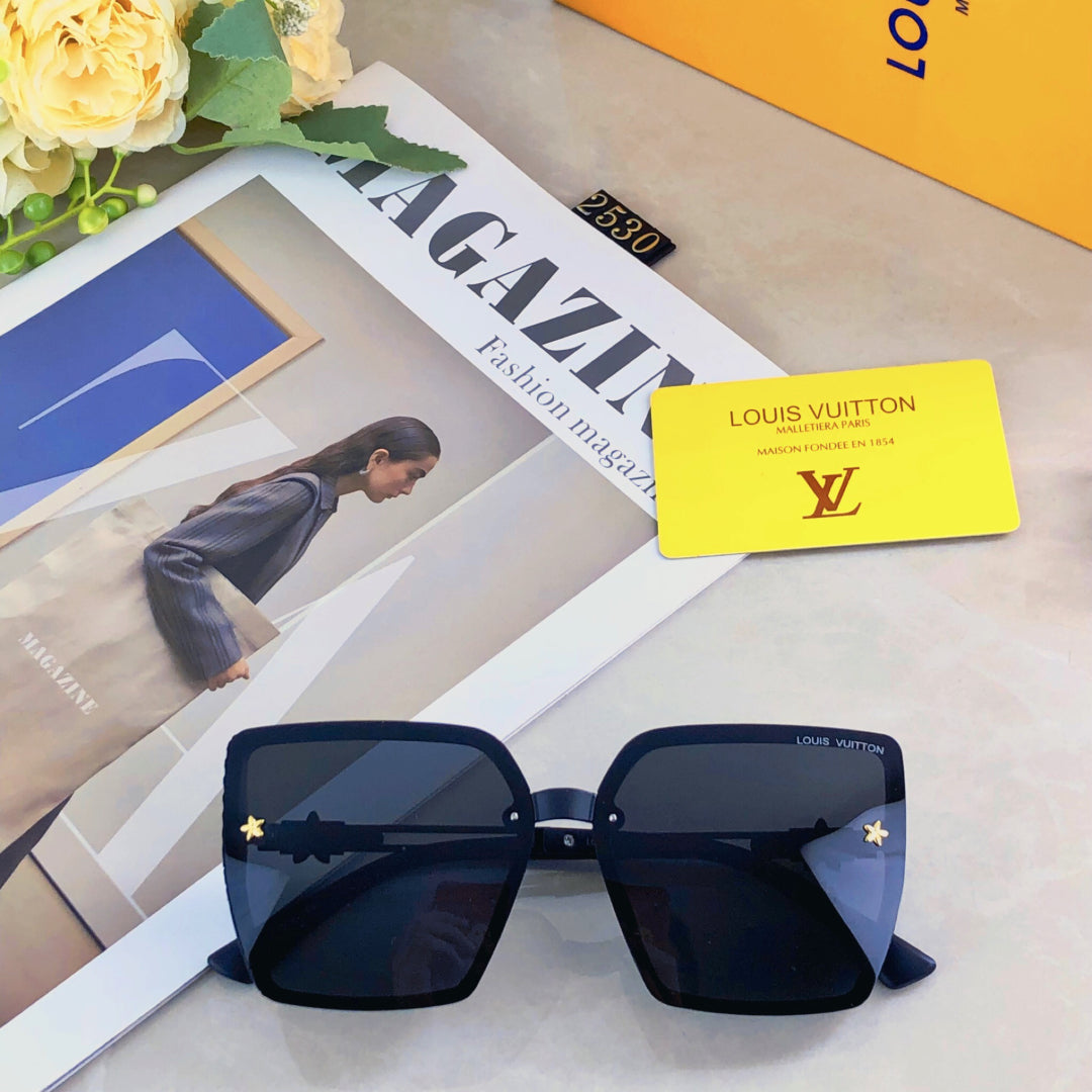 Louis Vuttion Sunglasses 560768