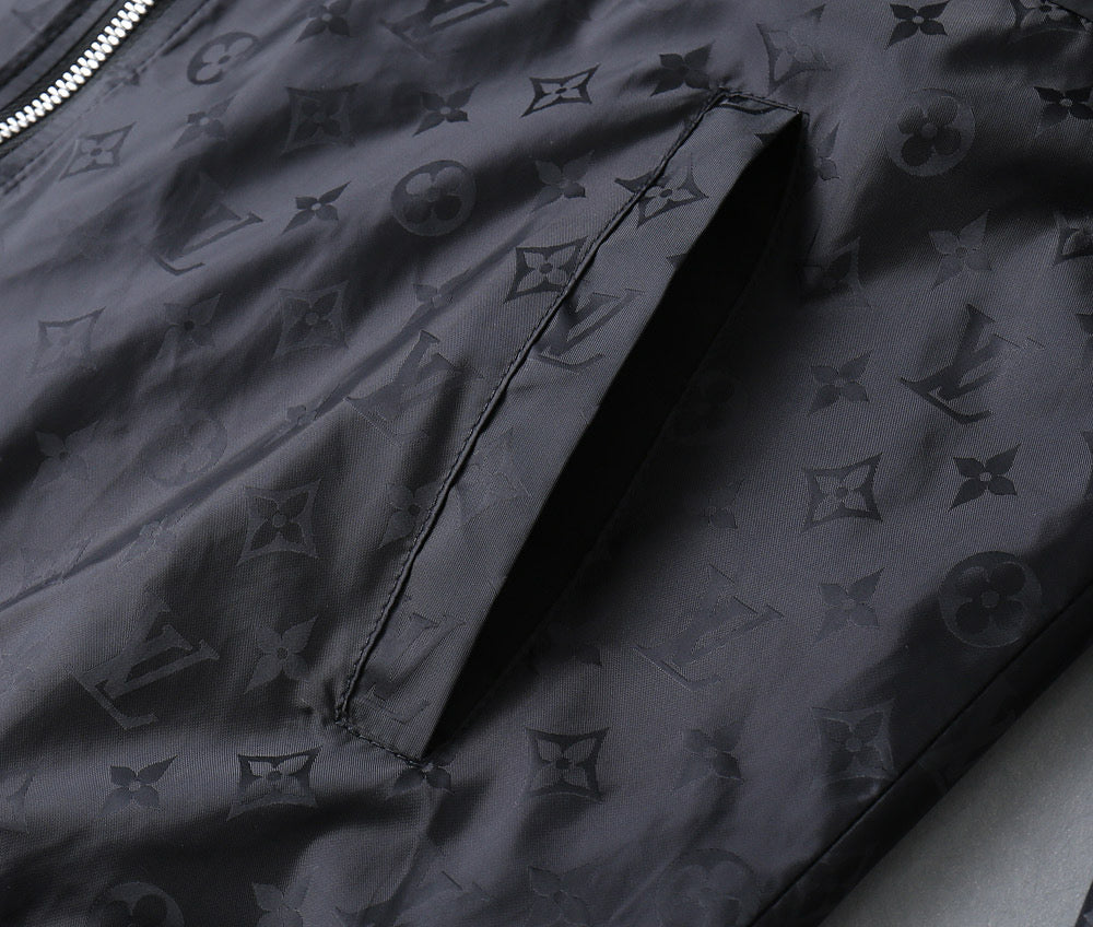 LV HOODED JACKET BLACK 238987