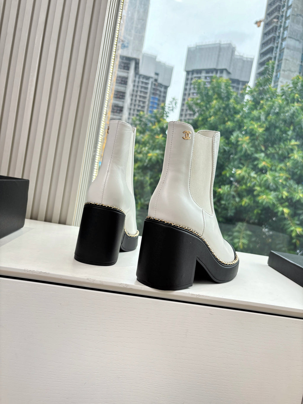 CC 25 Short Boot White Calfskin 430305