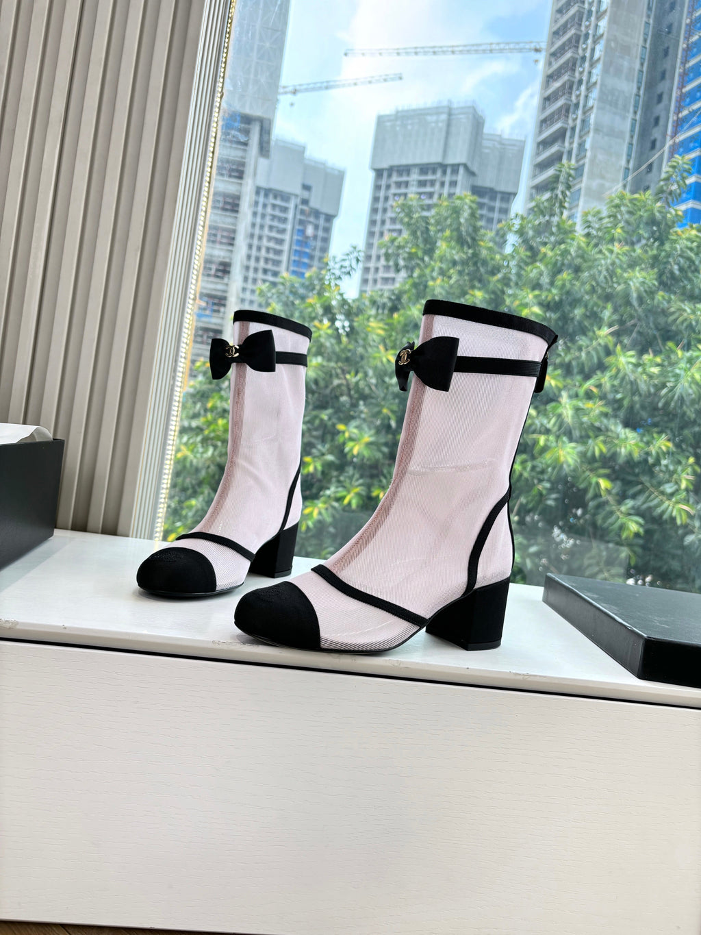 CC 25 Short Boot Light Pink Mesh Black Bow 430321