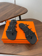 HM 26ss Pig Nose Sandals Black Rubber 624767