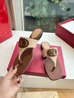 VT 25 Thong Sandals Brown Beige Sheepskin Slide