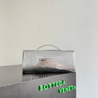 Bottega Veneta 2026 Andiamo Bag 31cm Silver Crocodile-embossed Leather 137072