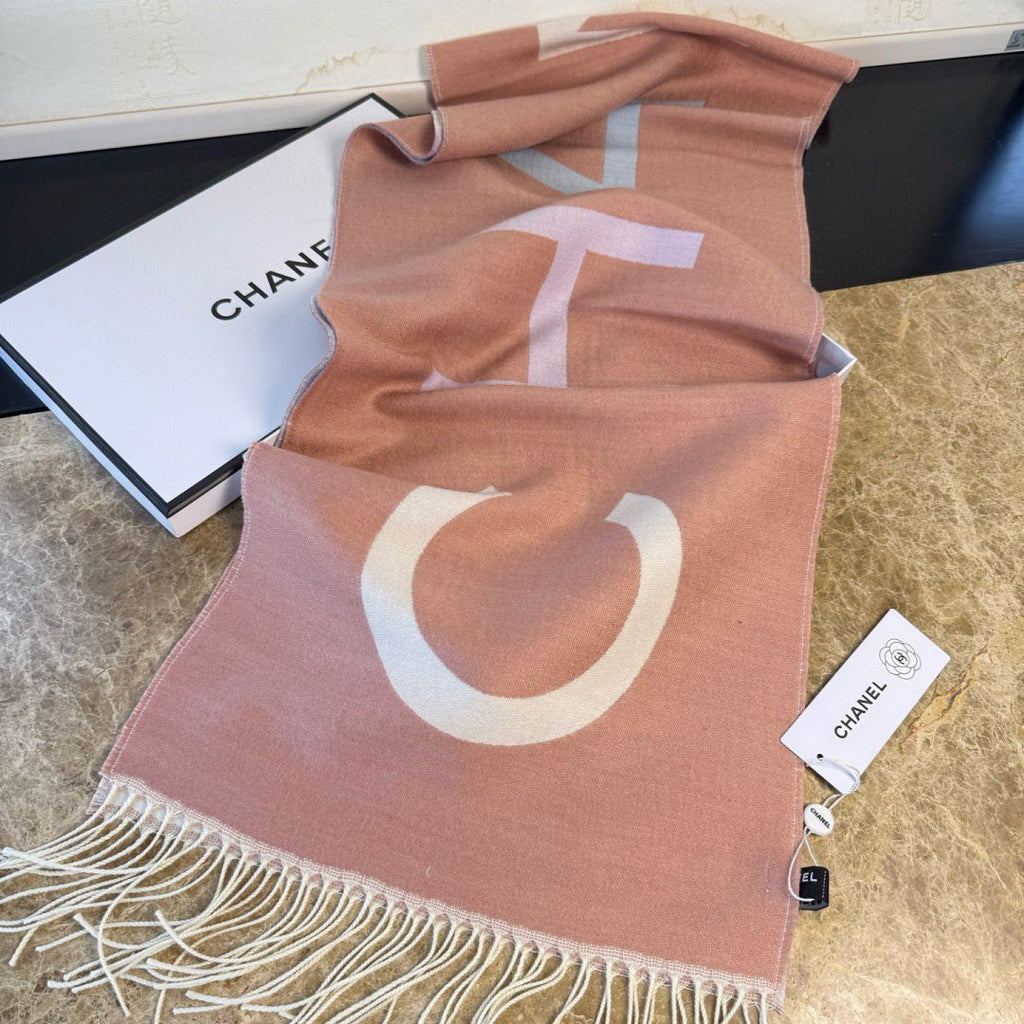CC 25 Scarf 200cm White Pink Lambswool 968390